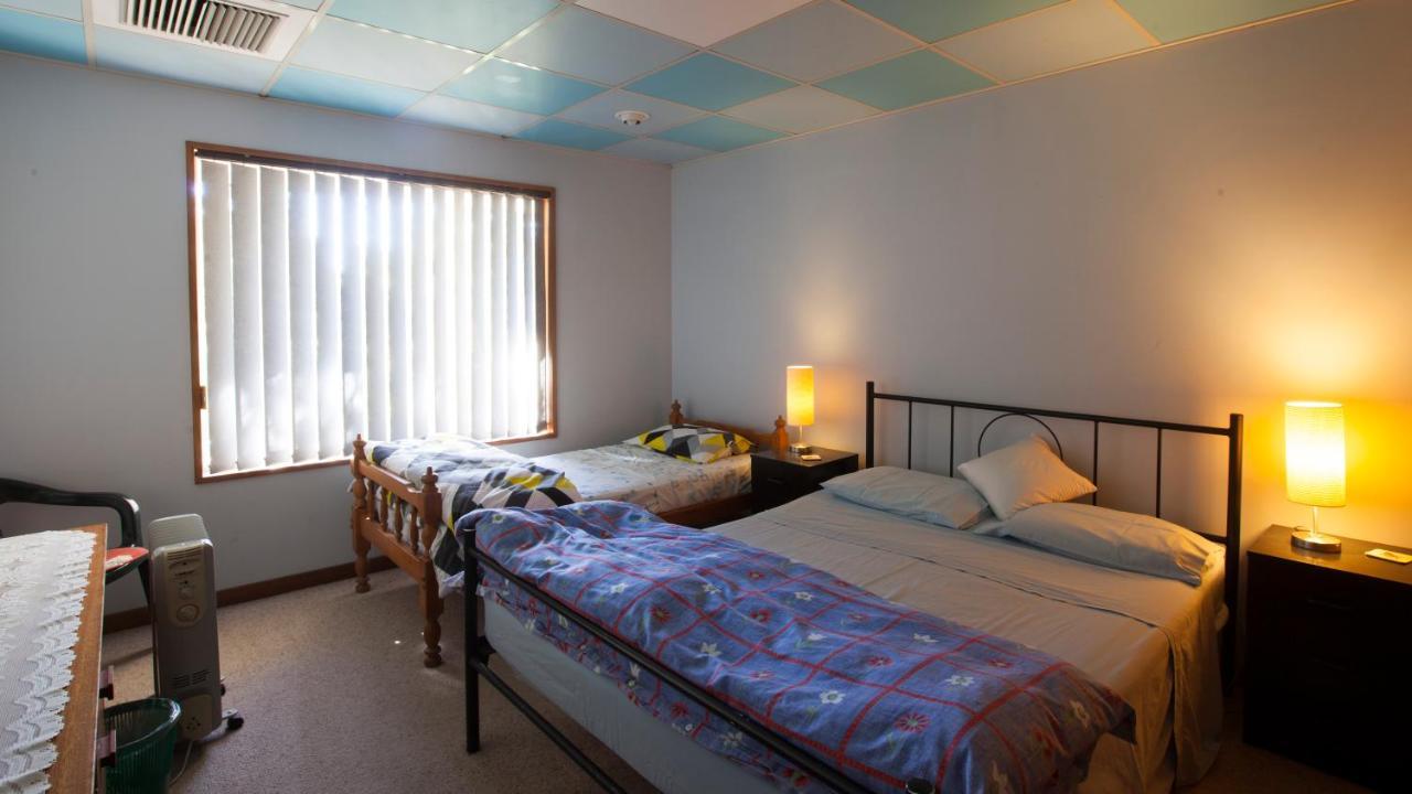Kathys Place Bed And Breakfast Alice Springs Exterior photo